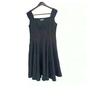 Rani Dress Black Size XL Fit and Flare Midi little black dress